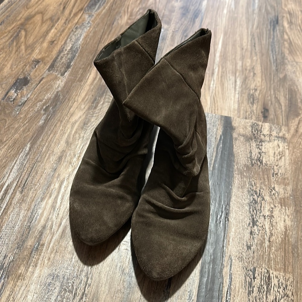 Nine West Booties | Women Size 7 | Olive Green Brown